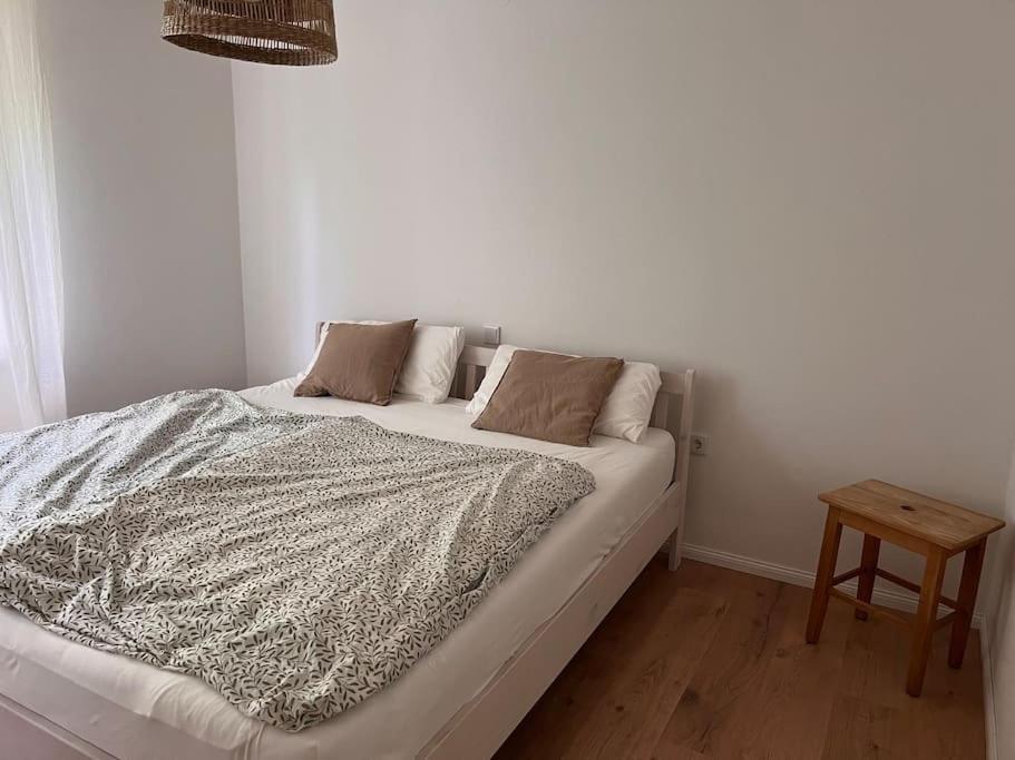 Wunderschoene Wohnung In Perfekter Lage 힐폴트슈타인 외부 사진