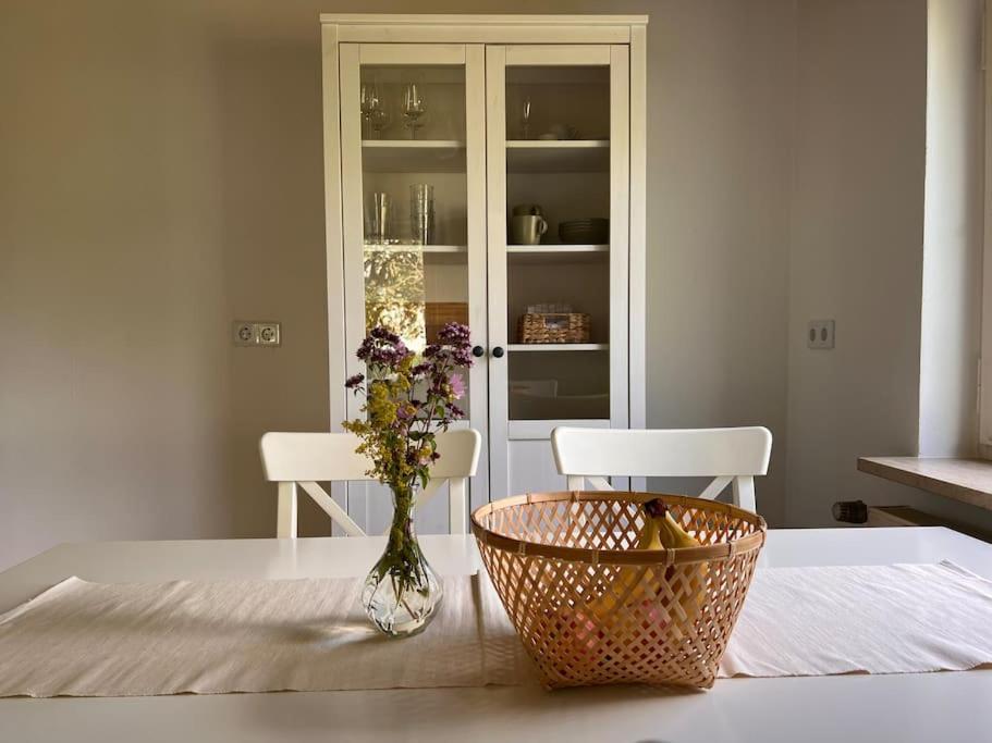 Wunderschoene Wohnung In Perfekter Lage 힐폴트슈타인 외부 사진